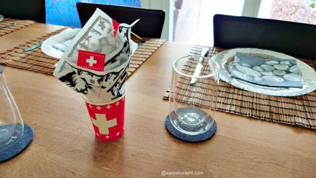 スイスの建国記念日はbbqと火山花火でお祝い